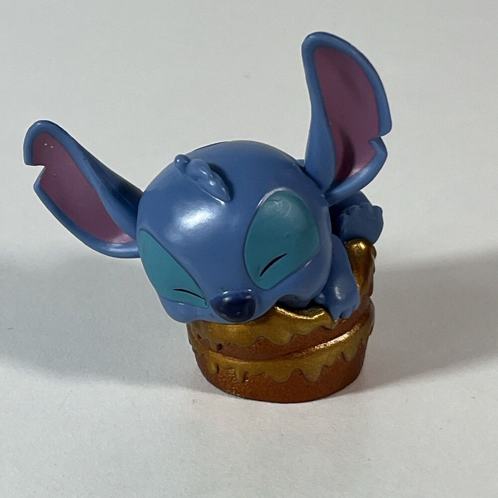 Disney Stitch Just Play Stitch with Cake Collectible Mini Figure